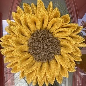 Burlap yellow sunflower wreath